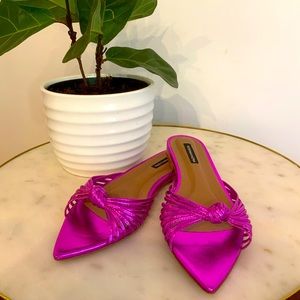 NEW! BCBGMaxAzria metallic pink sandals, size 7, never worn